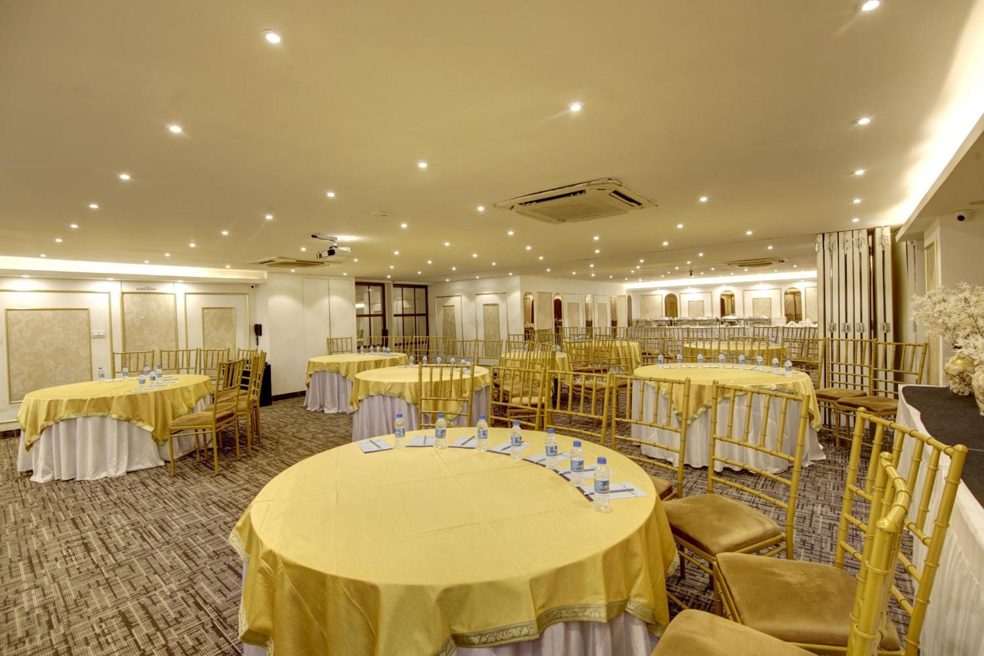 Hotel Town Grand Patel Nagar New Delhi Exterior photo