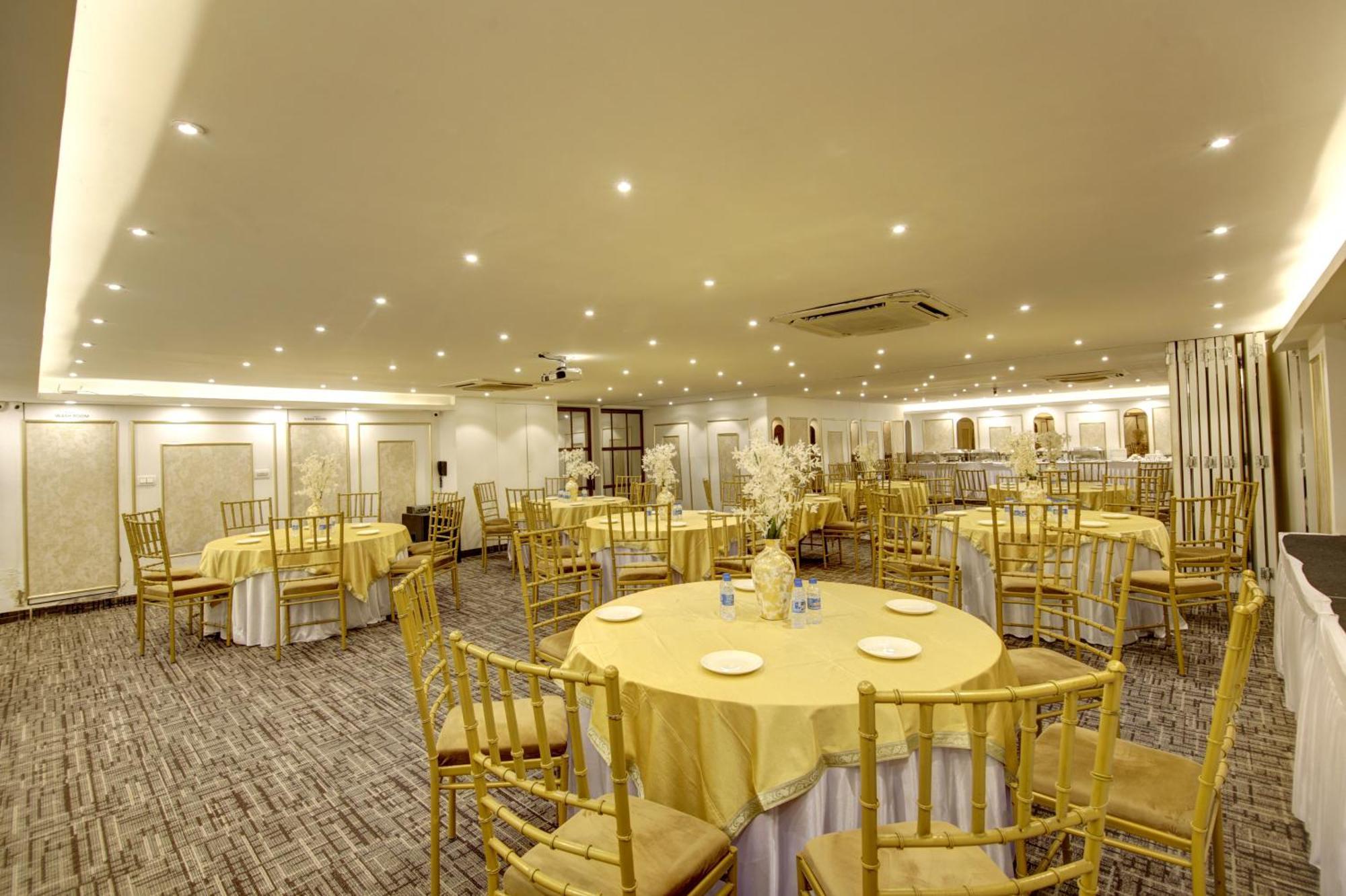 Hotel Town Grand Patel Nagar New Delhi Exterior photo